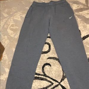 Men’s Classic Nike Gray Grey Sweatpants w/ Pockets